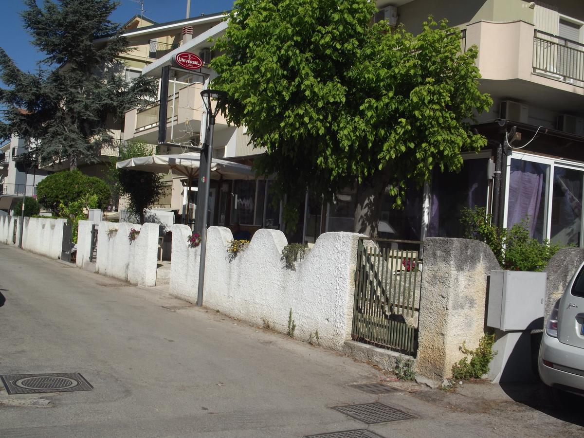 Hotel Sabbia D'Oro Pineto Exterior photo